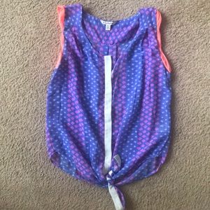 American Eagle xs button down tank, ties at bottom